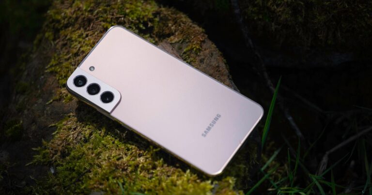 Ulasan Samsung Galaxy S22+: Galaksi yang dinaik taraf